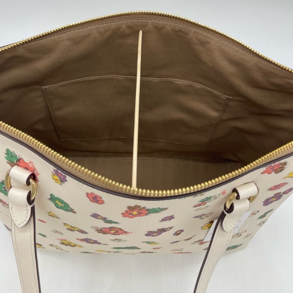 Coach Large Gallery Tote Bag - Picture 7 of 10